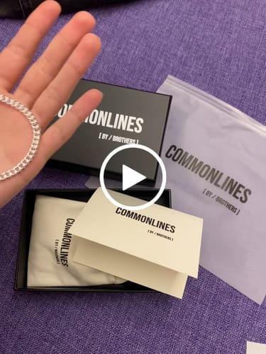 Customer video review of Curb Bracelet - Silver