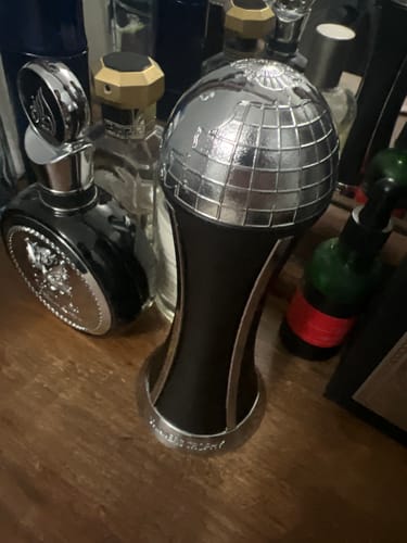 Reseña con foto de un cliente sobre Perfume Unisex Lattafa Winners Trophy Silver 100 ml EDP