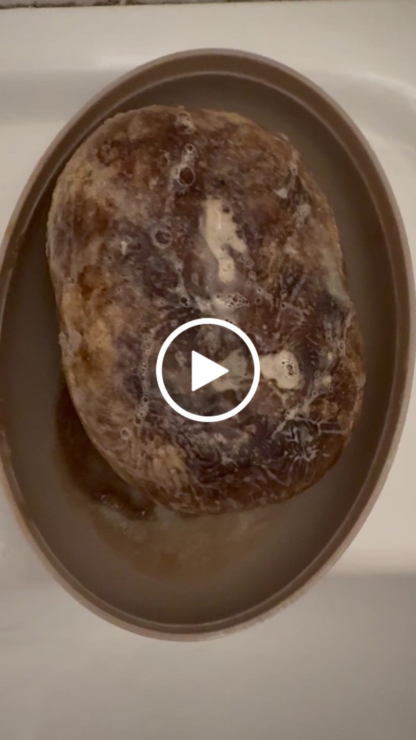 Customer video review of BLACK SOAP - afrikanische schwarze Seife