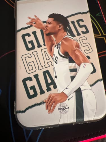 Customer photo review of Giannis Antetokounmpo