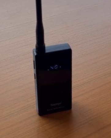 Customer photo review of Stream Music Combo - Wireless Transmitter + Waterproof In-Ear Headphones 8GB Memory Mp3 Player &  Receiver