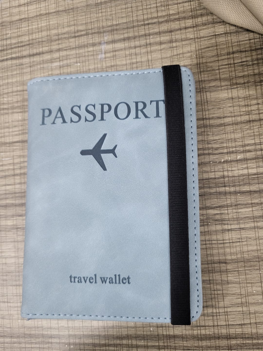 Customer photo review of Protège Passeport Anti RFID