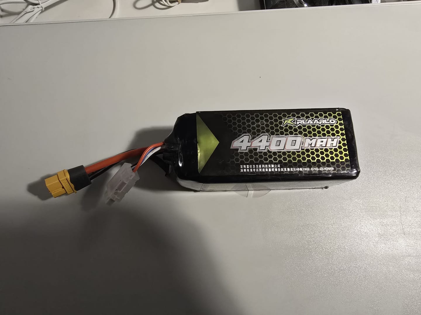 Customer photo review of 11.1V 4400mah 3S Lipo Battery XT60 Plug