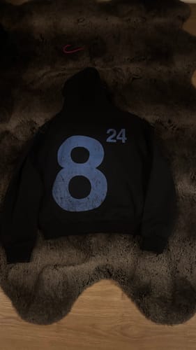 Customer photo review of 'MAMBA ARCHIVE' 500G HEAVYWEIGHT HOODIE