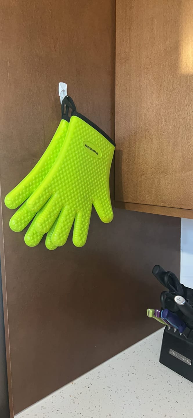 Customer photo review of Smoker Oven Gloves