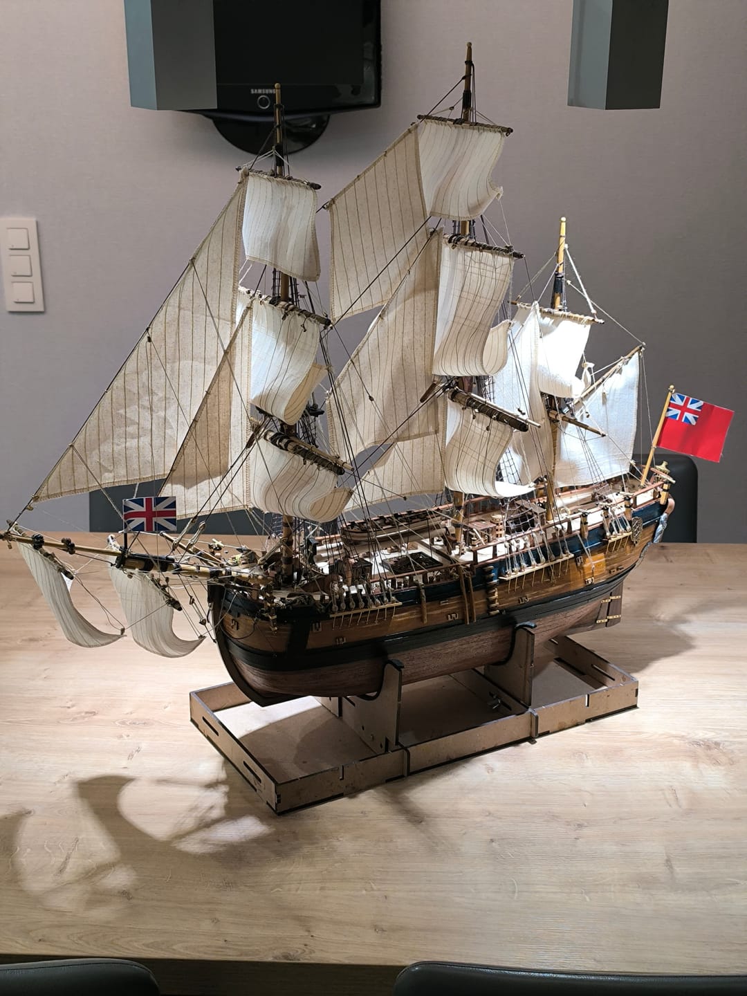 Customer photo review of Maqueta Barco Endeavour