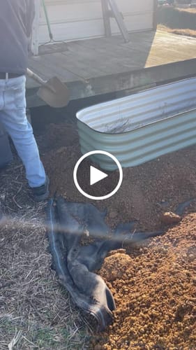 Customer video review of 15" Short Birdies Small Modular Raised Garden Bed