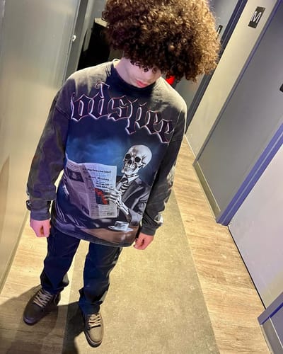 Customer photo review of Godspeed Black Monday L/S Tee Washed Grey