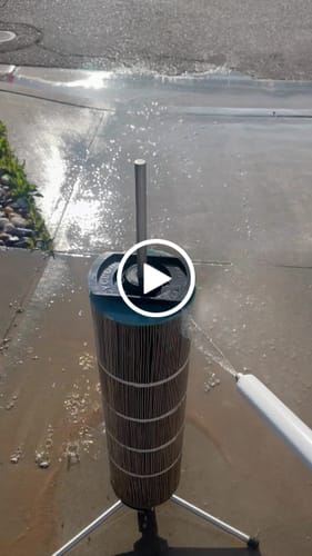 Customer video review of Cyclone Pool Filter Cleaning System