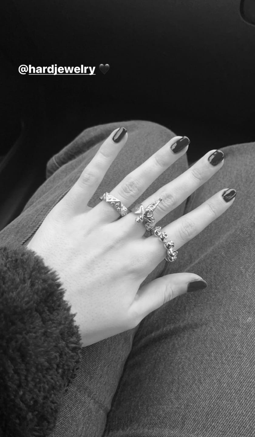 Customer photo review of 10 STAGES OF ADDICTION RING