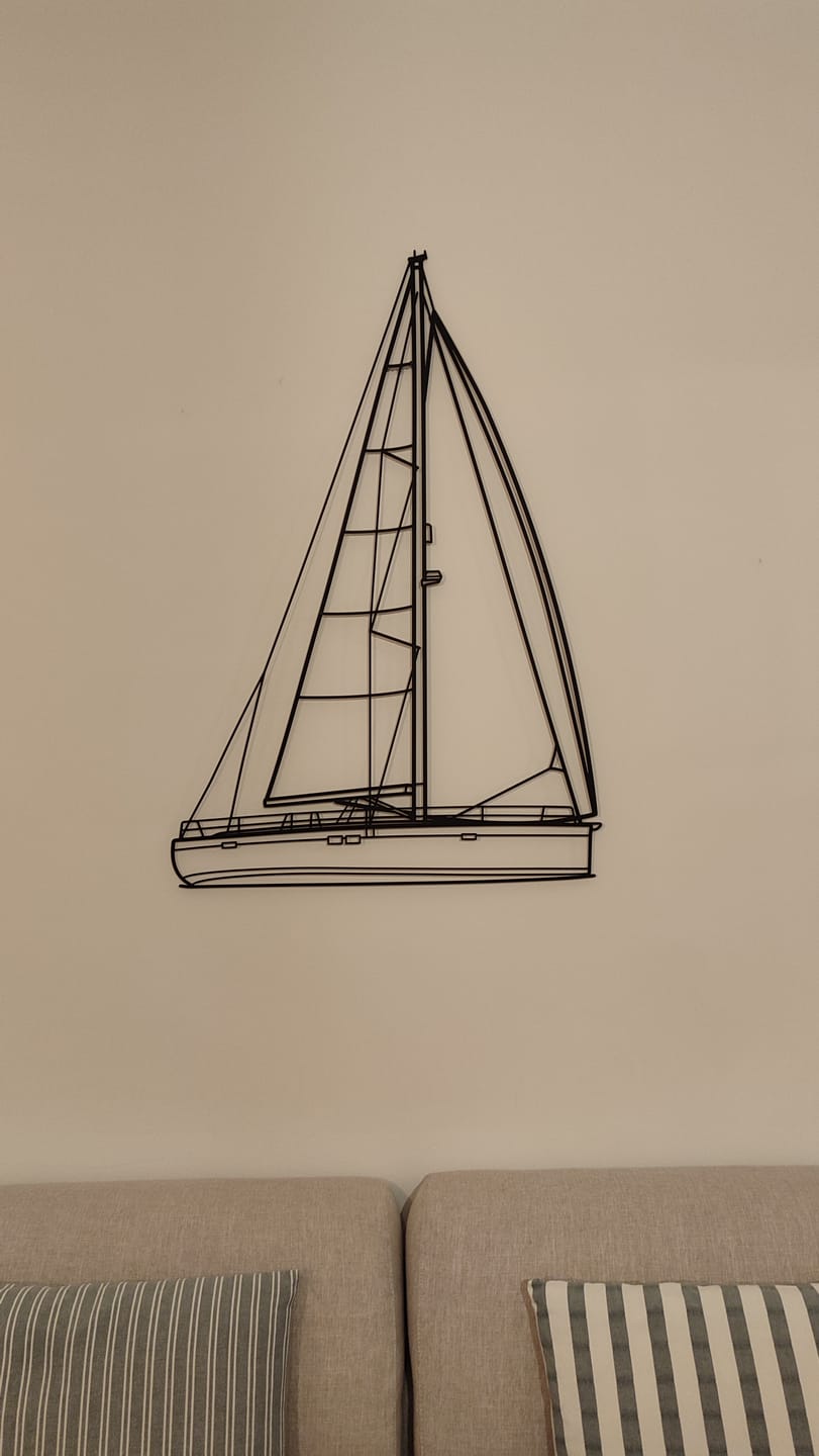 Customer photo review of 505 2014 Angle Silhouette Metal Wall Art