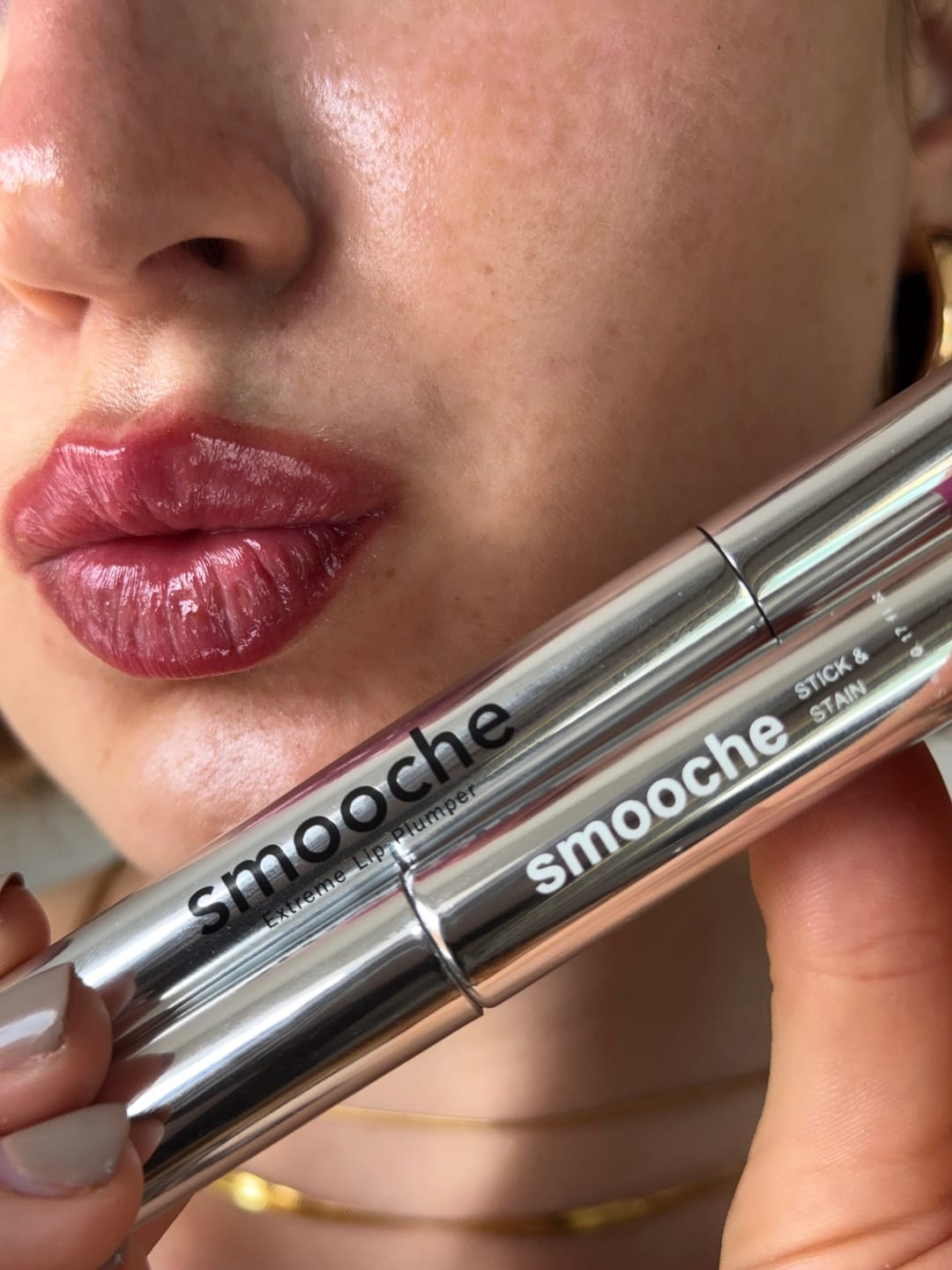 Customer photo review of Peel-off Lip Stain