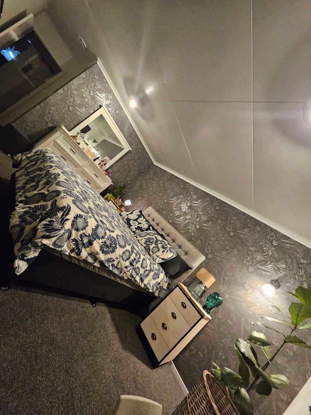 Customer photo review of Susara  - Protea Floral Metallic Wallpaper - Charcoal- Discontinuing