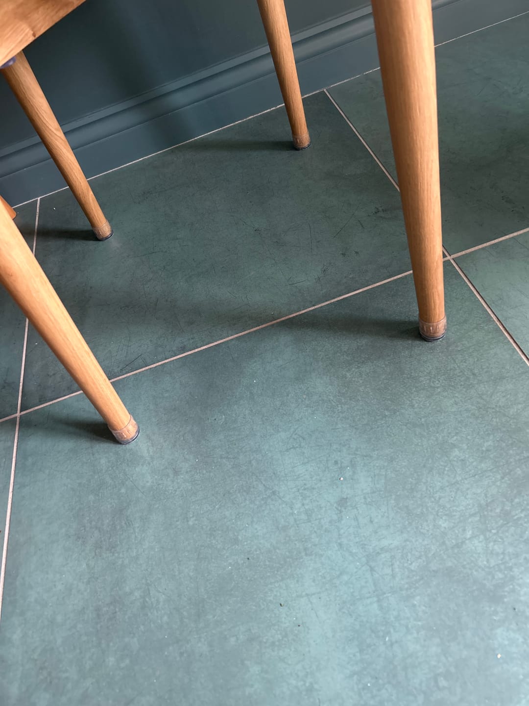 Customer photo review of Elite Felt Silicone Chair Leg Protectors | Stretchy Edition - Scratch & Noise-Free