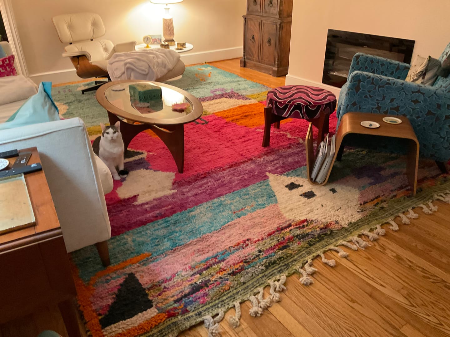 Customer photo review of Chinda | MOROCCAN RUG BOUJAD | Moroccan Berber Rug | Colorful Rug Moroccan Carpet | Authentic Handmade Berber Living room Rugs | 13x9'32 Ft | 397x284 cm