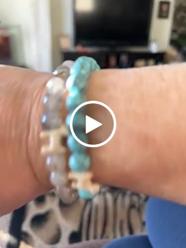 Customer video review of STRĀ Dog Beaded Bracelet