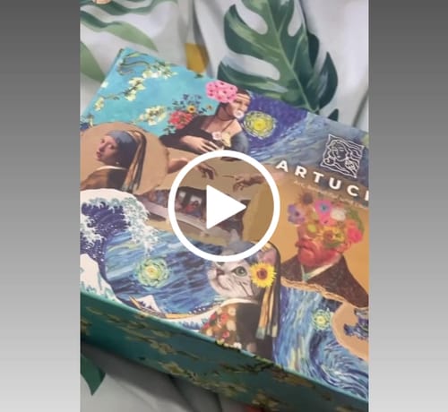 Customer video review of Vincent Van Gogh Irises Tablo Çanta