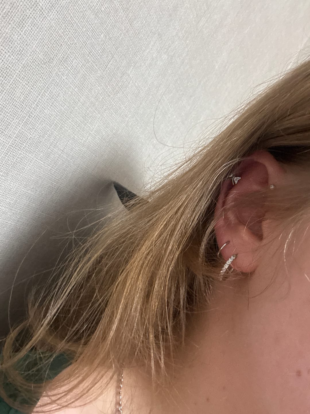 Customer photo review of Klara Ohrringe | 18K vergoldet