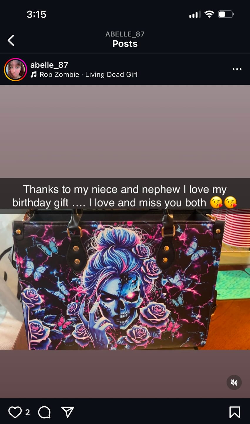 Customer photo review of SKULL LADY LEATHER HANDBAG - YHDU2412244