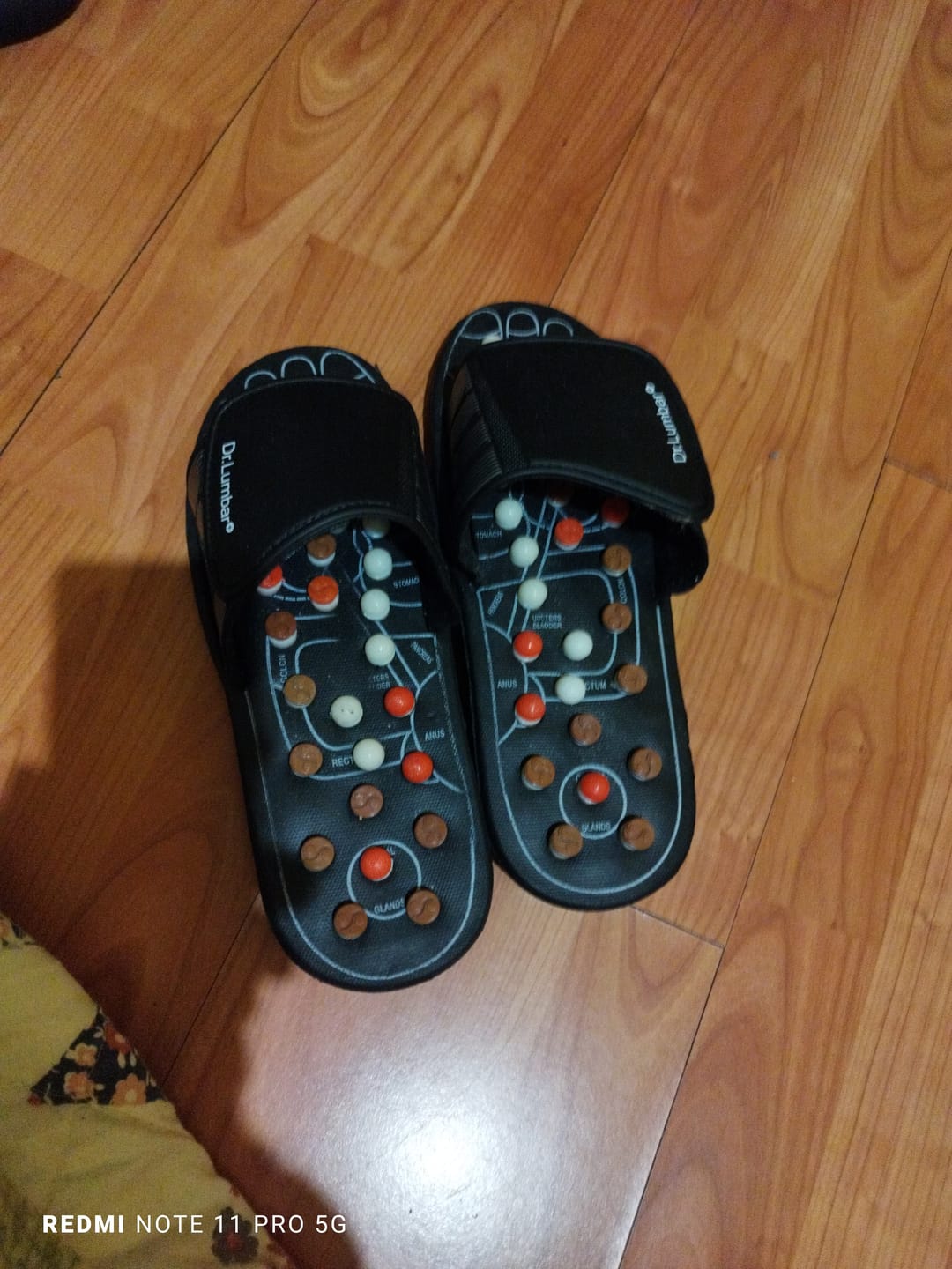 Customer photo review of Talpmasszírozó Akupresszúrás Papucs