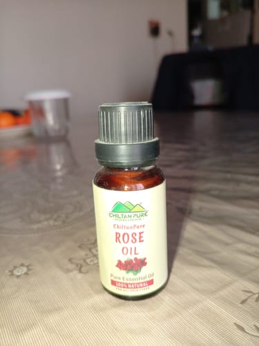 Customer photo review of Rose Oil - Secret of Bright & Beautiful Skin [گلاب]