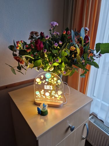 Customer photo review of Nachtlampje met bloemenmotief