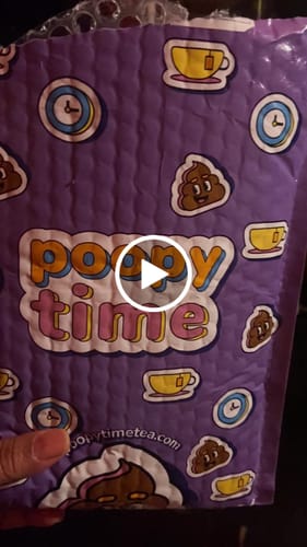 Customer video review of Poopy Time Debloat & Detox Tea