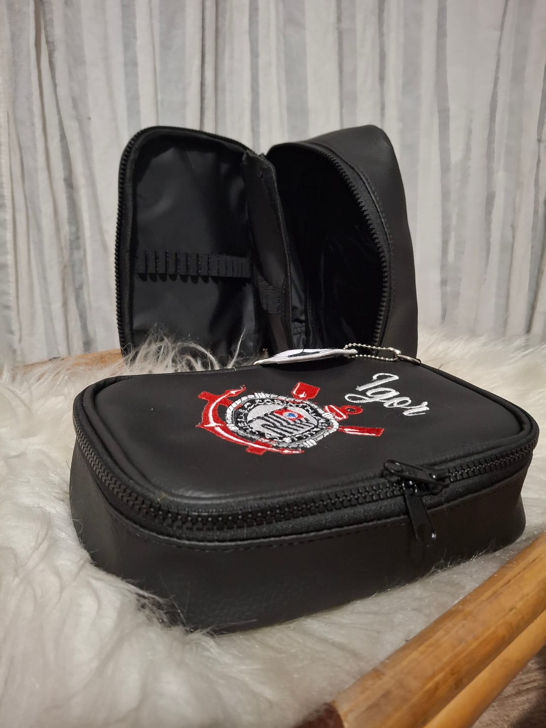 Customer photo review of DOLLARO 0.8MM COM FUNDO DE MALHA COR PRETO