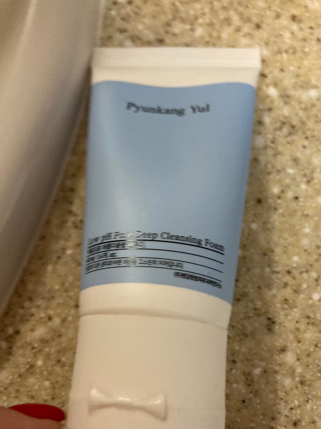 Customer photo review of Maigas putas sejas tīrīšanai Pyunkang Yul Low pH Pore Deep Cleansing Foam