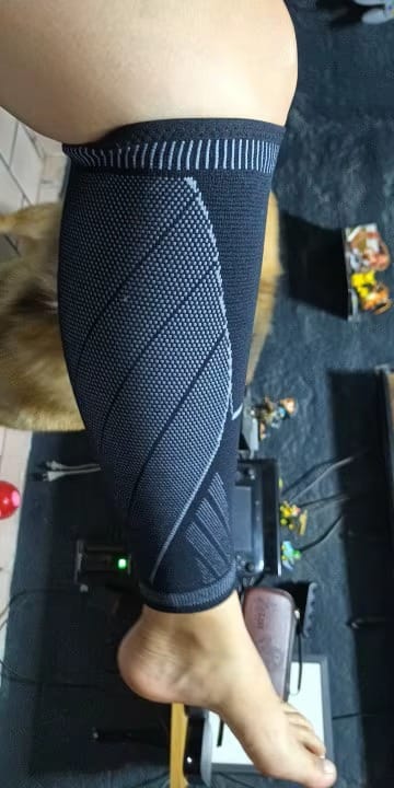 Customer photo review of Calf Sleeve Relief