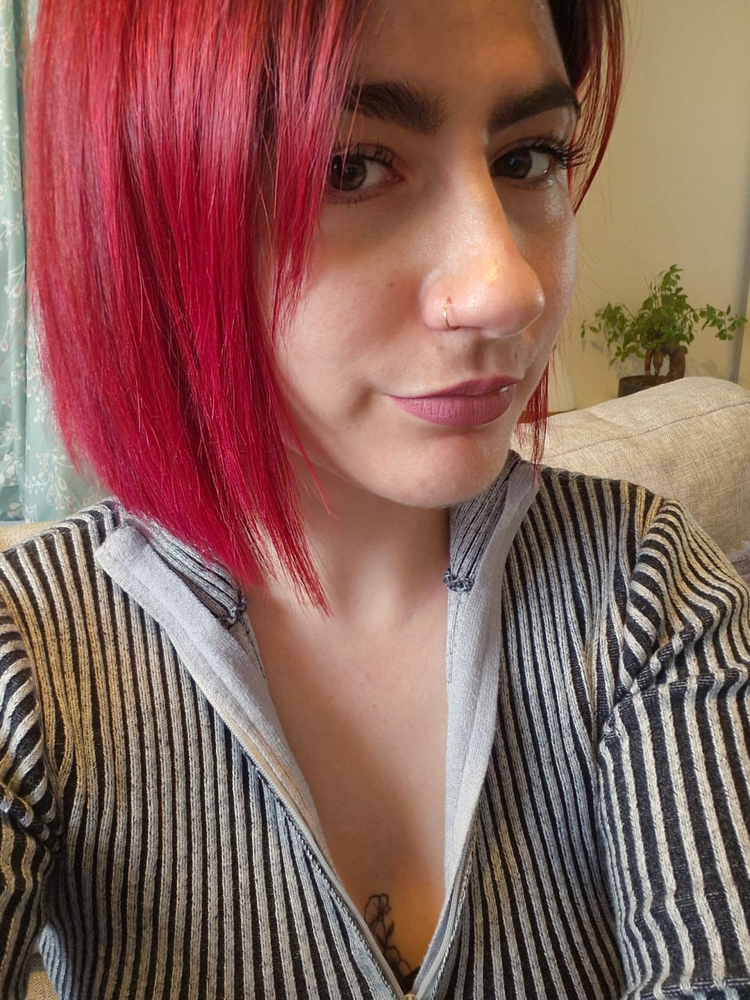 Customer photo review of Piercing au nez Anne