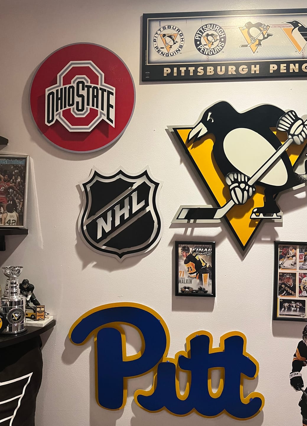 Customer photo review of Pittsburgh "Pitt" Script 3D Metal Wall Art