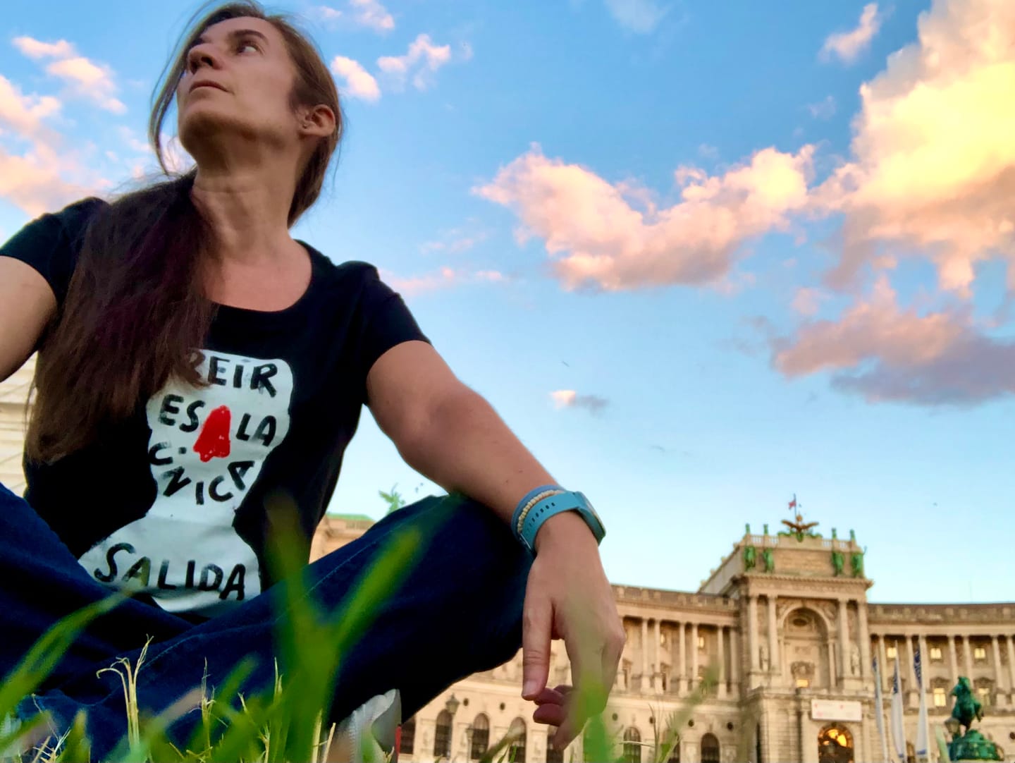 Customer photo review of Camiseta "Reír es la única salida"