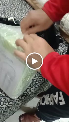 Customer video review of 4.2L Double Layer Lunch Box - Lot Imported