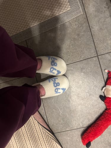 Customer photo review of 1989 Plush Slippers