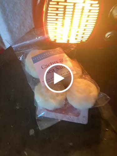 Customer video review of Cactus & Sea Salt Grubby Wax Melts- You Pick Size & Strength