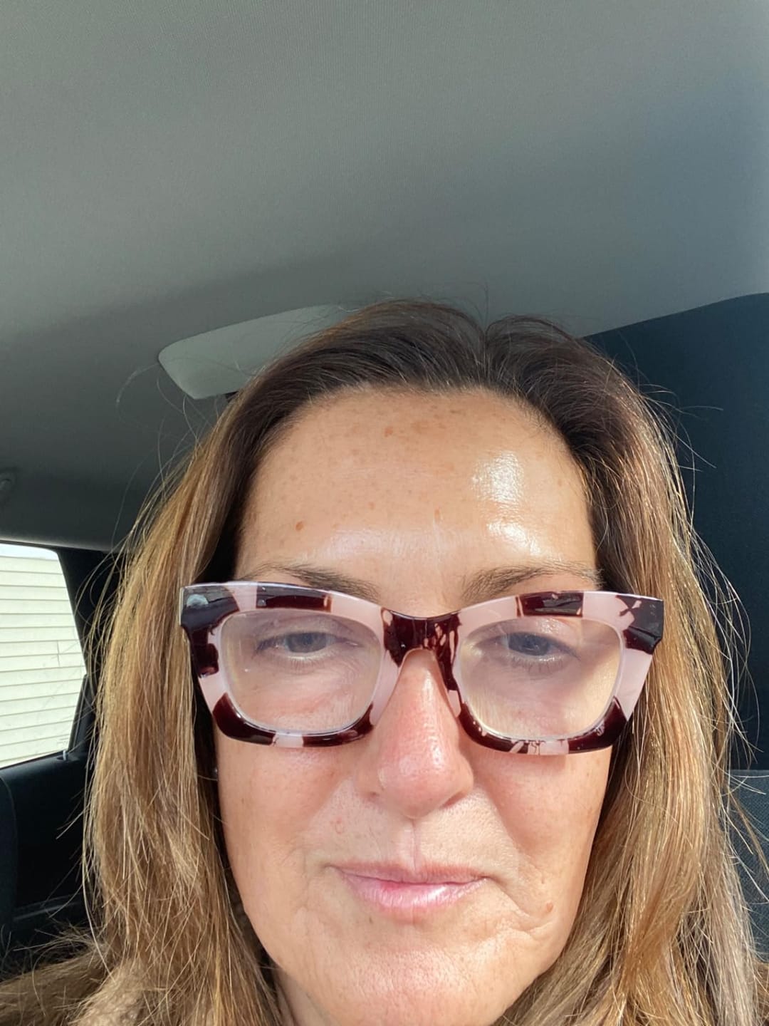Customer photo review of Female Hair Topper For Thinning Crown Medium Base Hair Topper #4/27/4