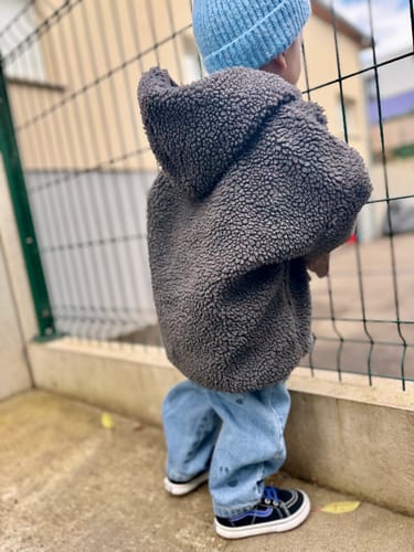 Mélanie A. review of HOODIE FUR JACKET GREY image 1 out of 2