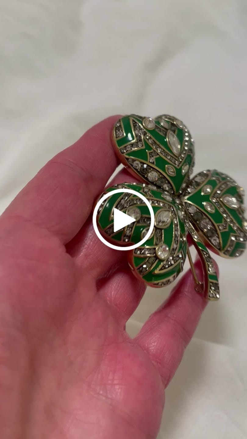 Customer video review of HEIDI DAUS®"Fancy Shamrock" Crystal & Enamel Clover Pin