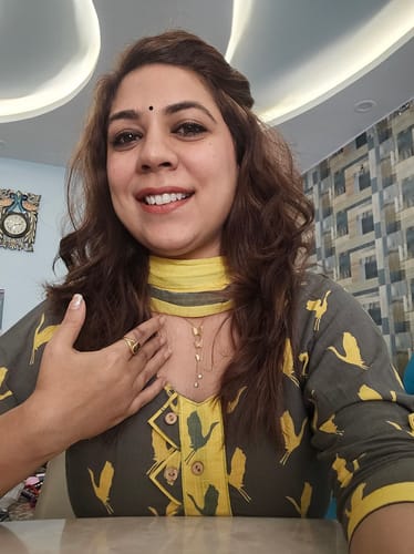 Customer photo review of Butterfly Long Chain Necklace