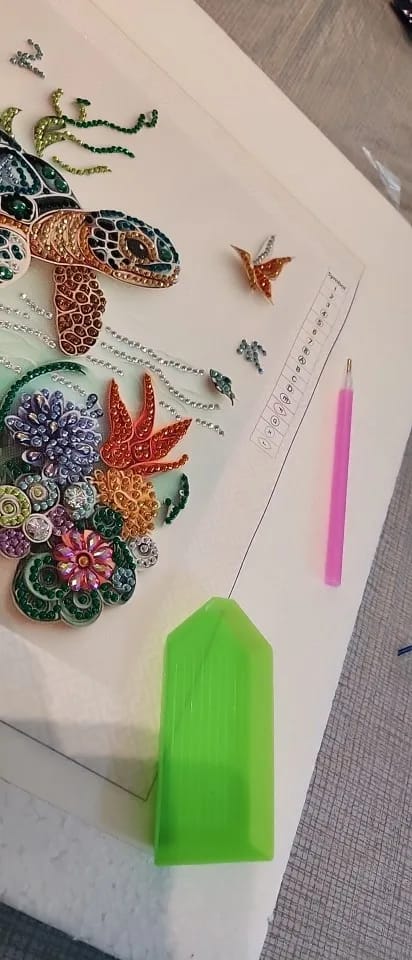 Customer photo review of Graceful Sea Turtle Underwater Diamond Painting Kit - Partial Drill