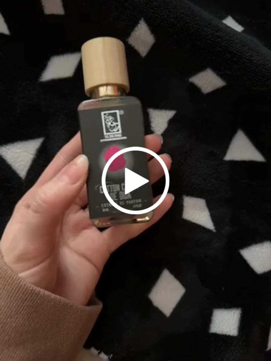 Customer video review of Cotton Candy de Dua