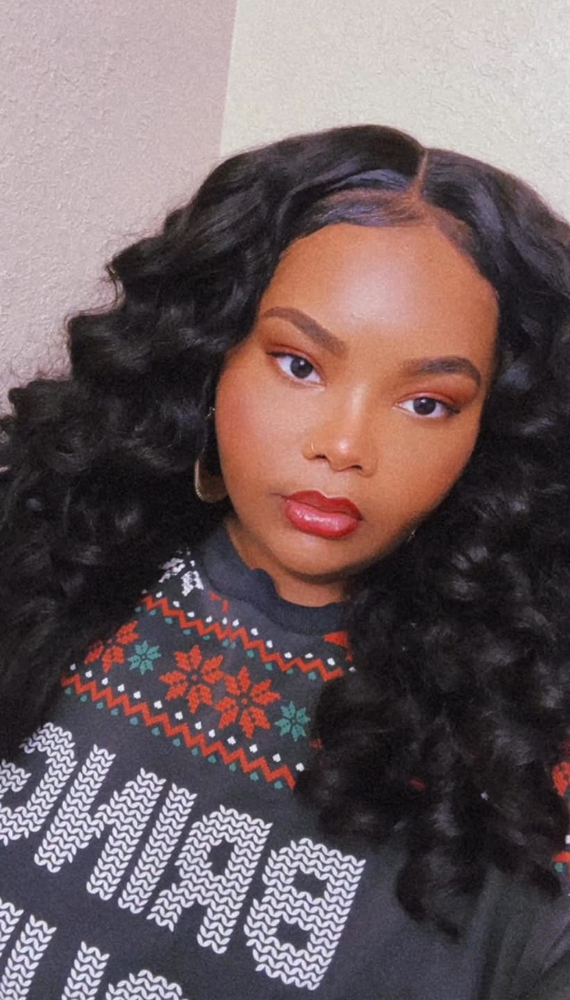 Customer photo review of Sensationnel Curls Kinks & Co Glueless Textured HD Lace Front Wig - Y-PART KINKY WAND CURL 20" - Kinky Edges