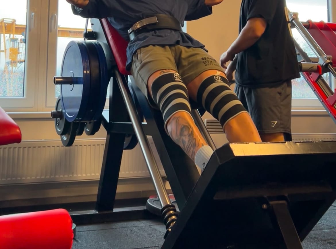 Customer photo review of Triple Ply Knee Sleeves