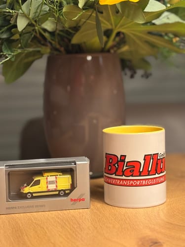 Customer photo review of TassenExpress - Becher Keramik Tasse mit Logo bedruckt 325ml Firmenlogo