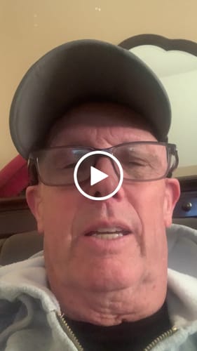 Customer video review of The Men's Electric Razor Pro: The Ultimate On-The-Go Shaver