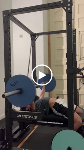 Customer video review of Riot Flat Bench
