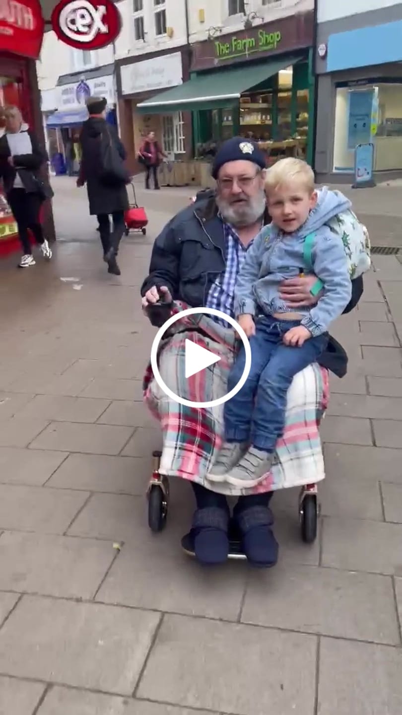 Customer video review of 24V 12Ah Lithium-ion Battery for V2 Freedom Pro and Elite Powerchair