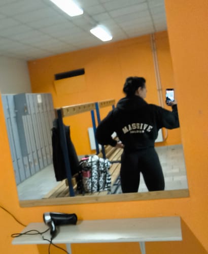 Customer photo review of CROP JACKET MASSIVE SOLDIER