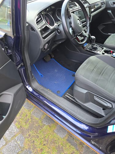 Alexander R. review of Auto Fußmatten nach Maß - Komplettset image 1 out of 2